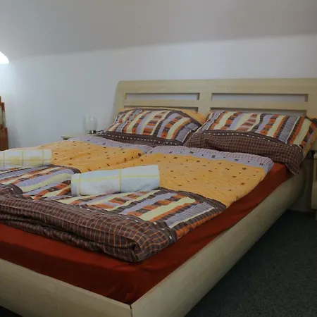 Apartment V Podskali Hluboka nad Vltavou